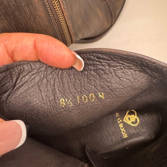 Alcala’s  distressed brown leather boots size 8 1/2. - Picture 10 of 14